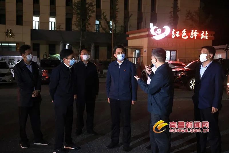 Àîºì¾üÔÚ²¿·Ö½»Í¨¿¨¿Ú¼ì²é¶½µ¼ÒßÇé·À¿ØÊÂÇé